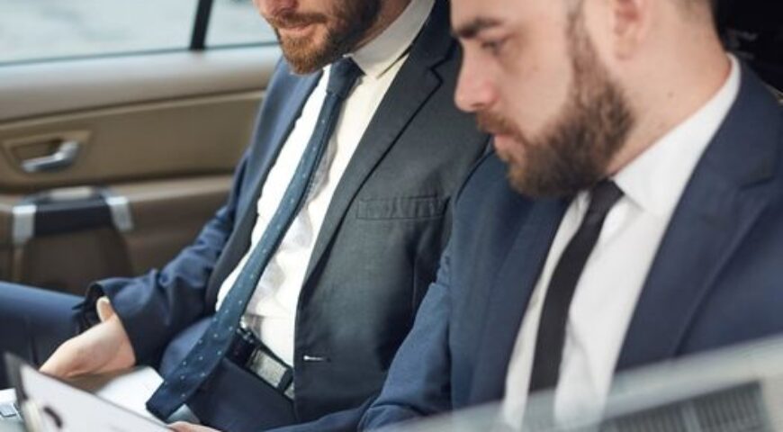 Top benefits of using a limo service for your business trips!